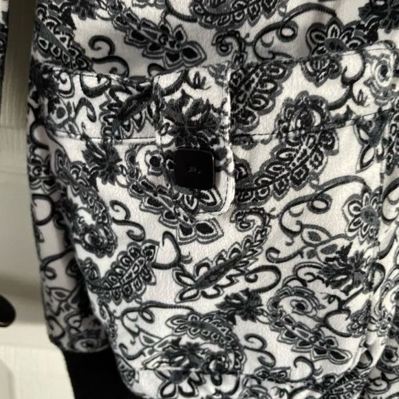 Helix Snowboardwear Medium Black & White Paisley Coat Zip Jacket - Picture 2 of 16